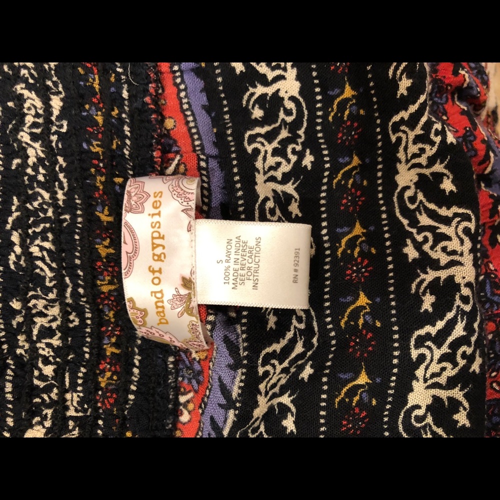 Band of Gypsies boho India printed side tie shorts - Picture 7 of 7